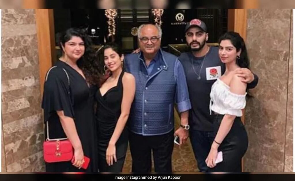 क्या अर्जुन कपूर डिनर टेबल पर फिल्मों के बारे में बात करते हैं? यहाँ उन्होंने क्या कहा क्या अर्जुन कपूर डिनर टेबल पर फिल्मों के बारे में बात करते हैं? यहाँ उन्होंने क्या कहा