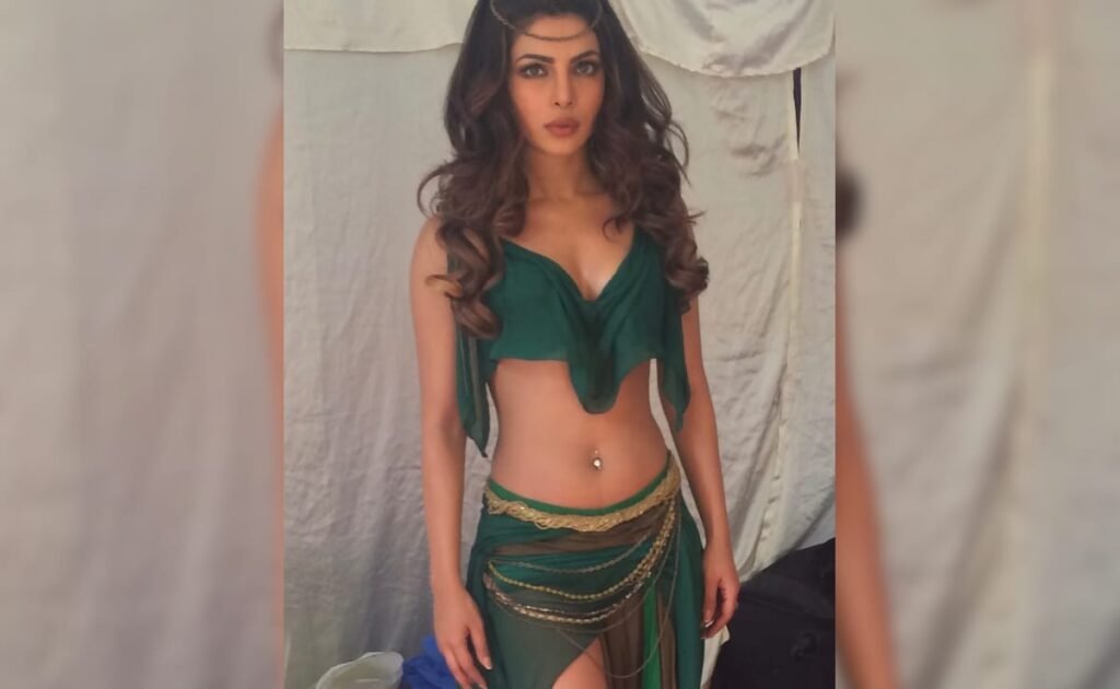 प्रियंका चोपड़ा ने सेट से अनदेखी बीटीएस तस्वीरें पोस्ट कीं गुंडे. बोनस - रणवीर सिंह