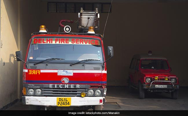 Roof Collapses, Breaks Cooking Gas Pipeline, Sparks Fire In Delhi House
