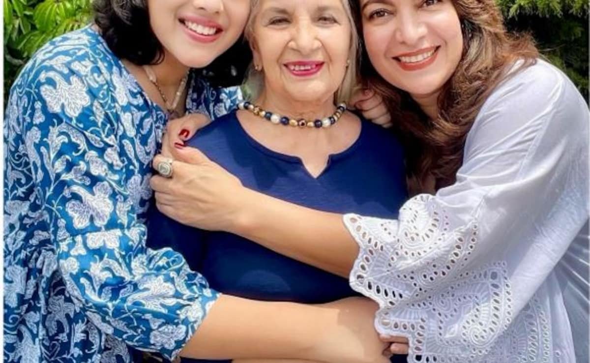 दिल धड़कने दो अभिनेत्री दिव्या सेठ शाह ने दिवंगत बेटी मिहिका को याद किया: "बिना शर्त प्यार"
