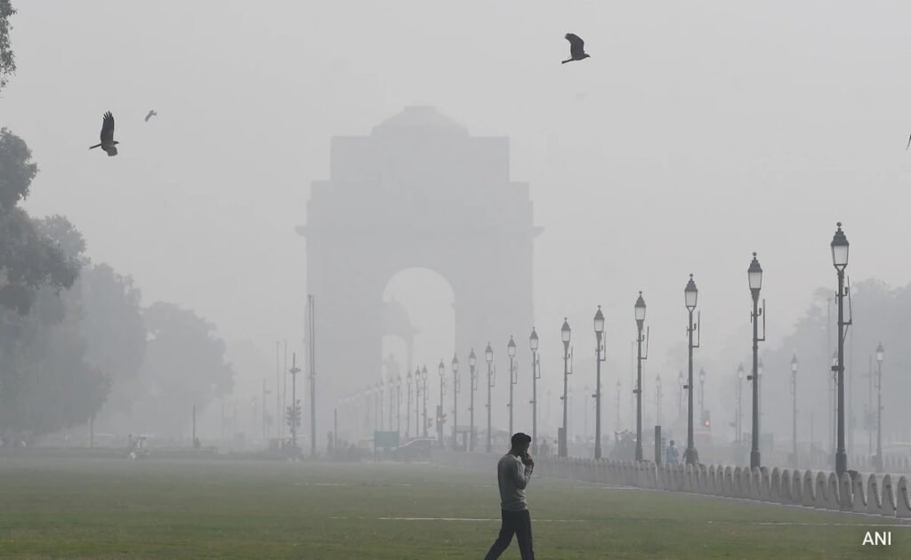 दिल्ली शीत लहर के लिए तैयार, तापमान 6 डिग्री सेल्सियस तक गिरने की संभावना दिल्ली शीत लहर के लिए तैयार, तापमान 6 डिग्री सेल्सियस तक गिरने की संभावना