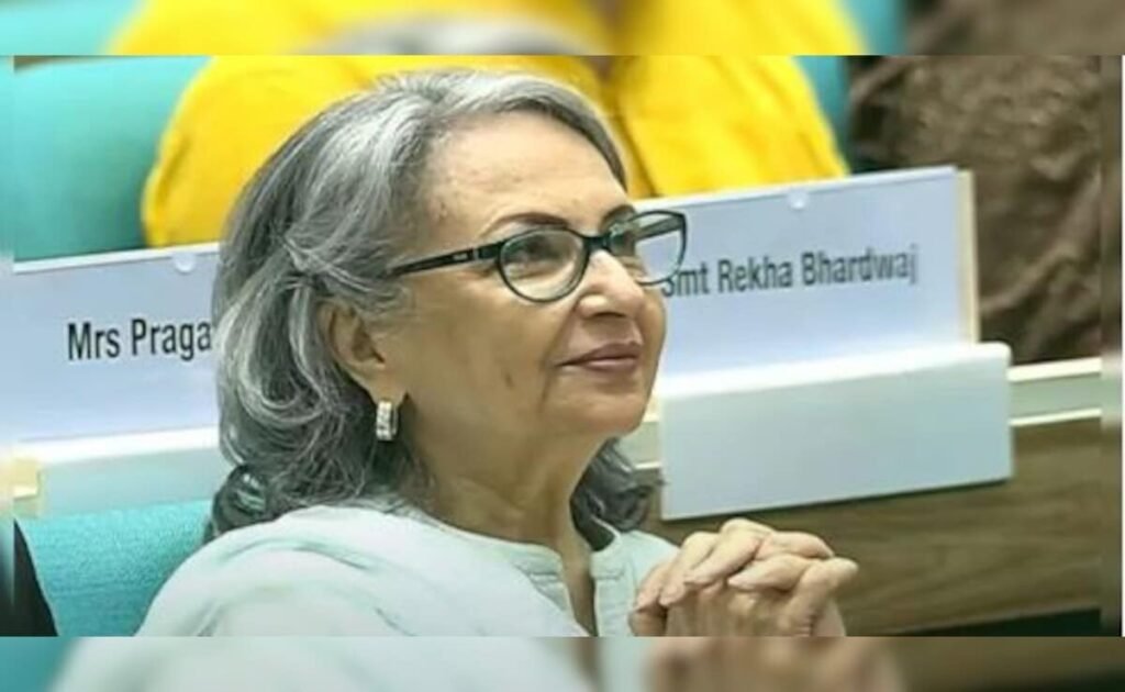 बढ़ती लागत पर शर्मिला टैगोर: “मुझे बताया गया कि अभिनेता अपनी वैनिटी वैन के आकार के बारे में प्रतिस्पर्धा करते हैं” बढ़ती लागत पर शर्मिला टैगोर: "मुझे बताया गया कि अभिनेता अपनी वैनिटी वैन के आकार के बारे में प्रतिस्पर्धा करते हैं"