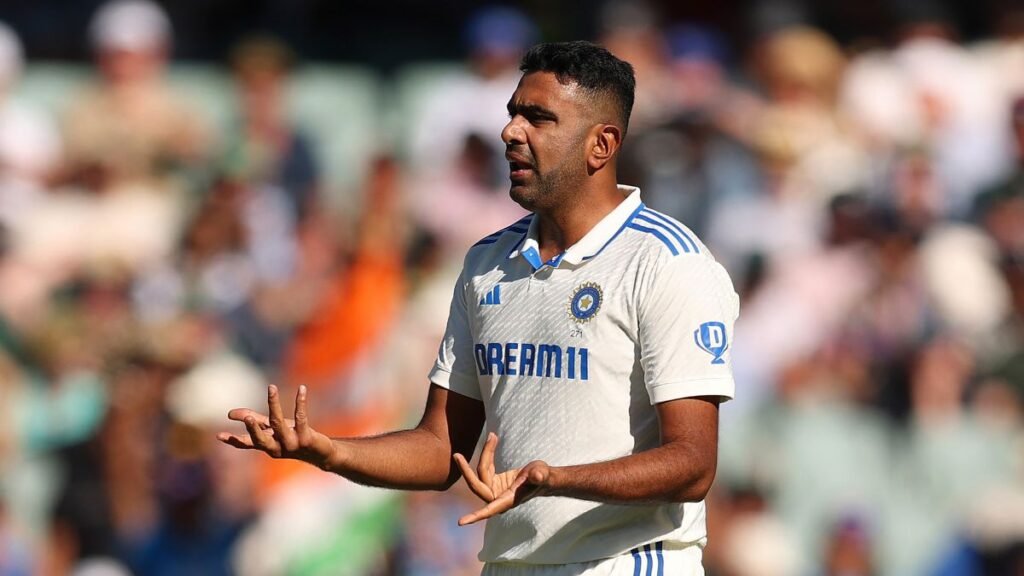 बेटे की अचानक सेवानिवृत्ति को ‘अपमान’ बताने पर आर अश्विन ने अपने पिता का बचाव किया बेटे की अचानक सेवानिवृत्ति को 'अपमान' बताने पर आर अश्विन ने अपने पिता का बचाव किया