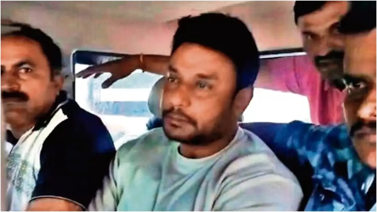 रेणुकास्वामी हत्याकांड मामले में कन्नड़ अभिनेता दर्शन को कर्नाटक हाई कोर्ट से बड़ी राहत मिली है