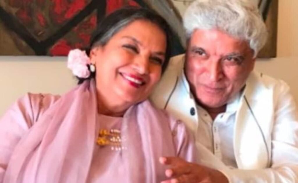 अंदर जावेद अख्तर के "नेवर एंडिंग" जन्मदिन समारोह की मेजबानी फराह खान द्वारा की गई