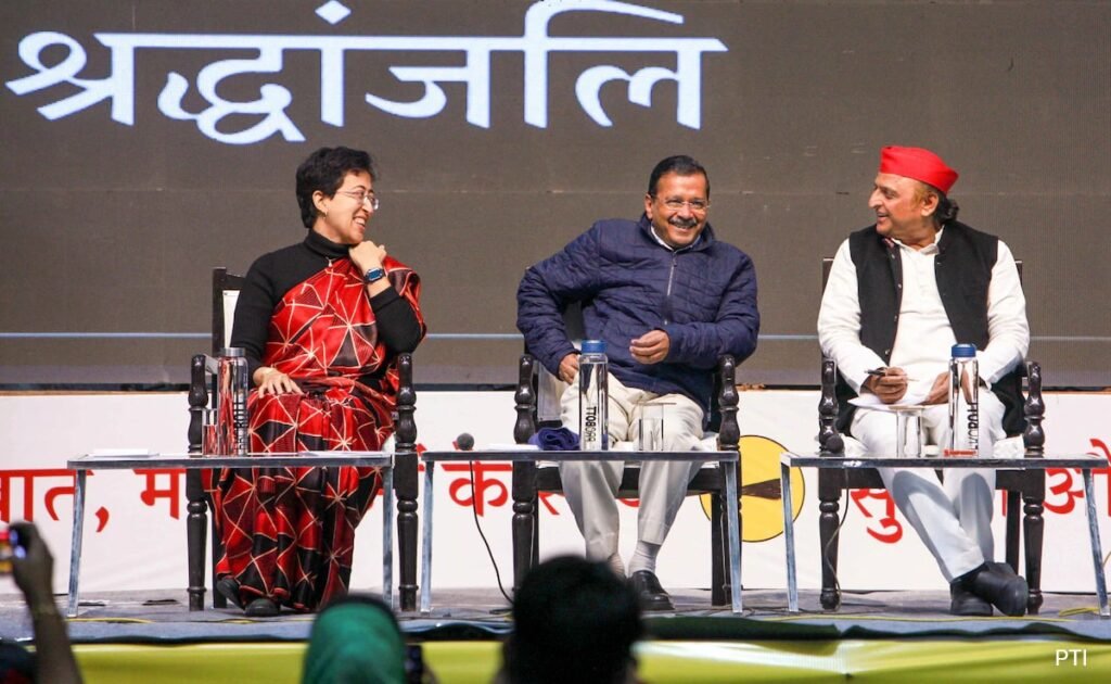 दिल्ली पोल: अखिलेश यादव, समाजवादी पार्टी सांसदों को AAP के लिए अभियान चलाने के लिए दिल्ली पोल: अखिलेश यादव, समाजवादी पार्टी सांसदों को AAP के लिए अभियान चलाने के लिए