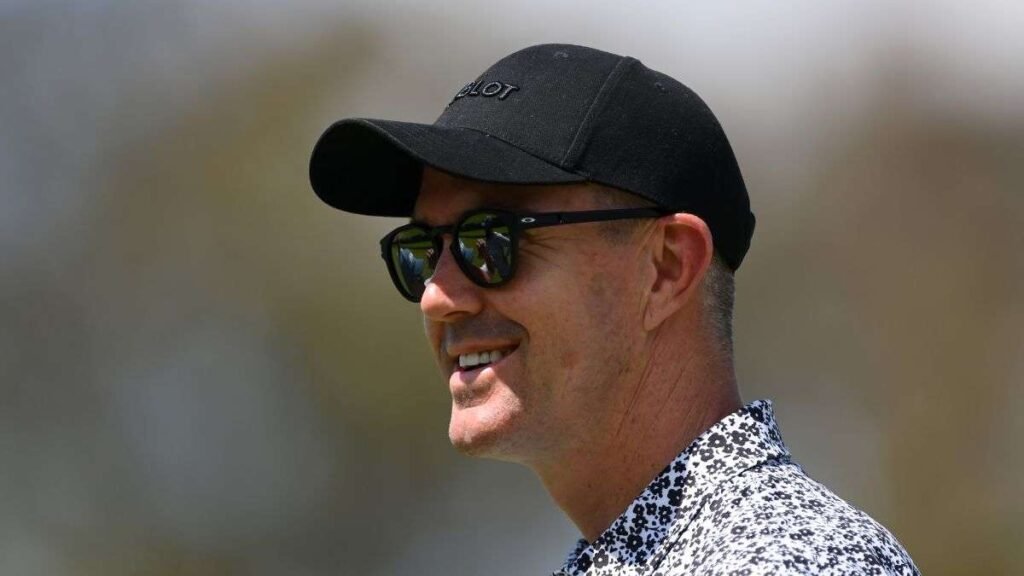 नई भूमिका की अटकलों के बीच केविन पीटरसन ने टीम इंडिया की कोचिंग नौकरी में रुचि व्यक्त की नई भूमिका की अटकलों के बीच केविन पीटरसन ने टीम इंडिया की कोचिंग नौकरी में रुचि व्यक्त की