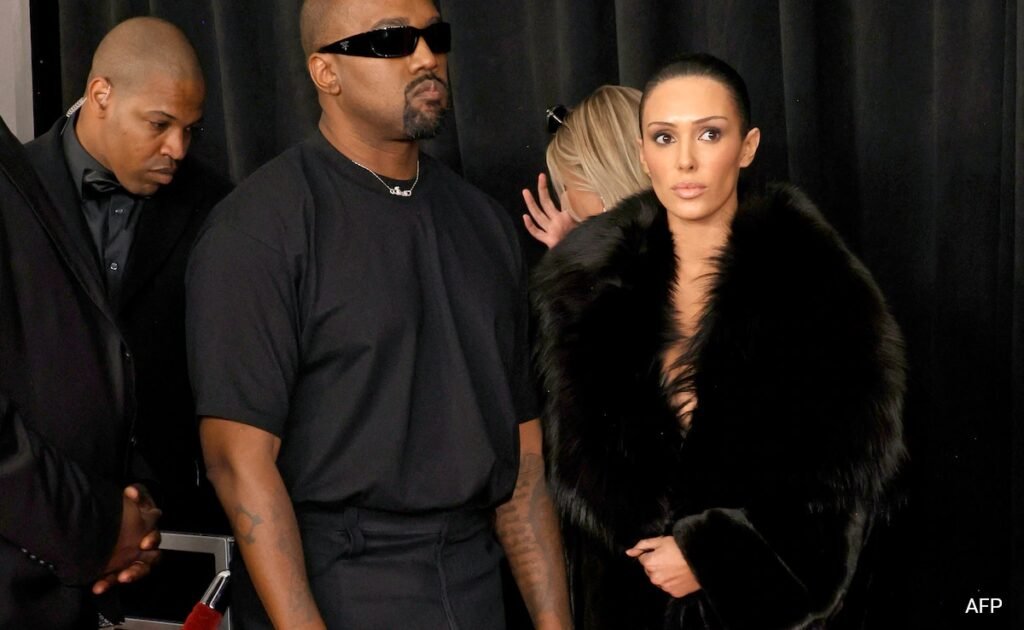 ग्रामीज़ स्टंट को चौंकाने के बाद 20 मिलियन डॉलर जापान टमटम खोने के लिए कान्ये वेस्ट?