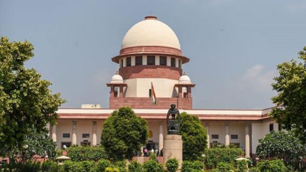 डेटा मिटाएं या फिर से लोड न करें: ईवीएम सत्यापन के लिए दलीलों पर चुनाव आयोग को सुप्रीम कोर्ट