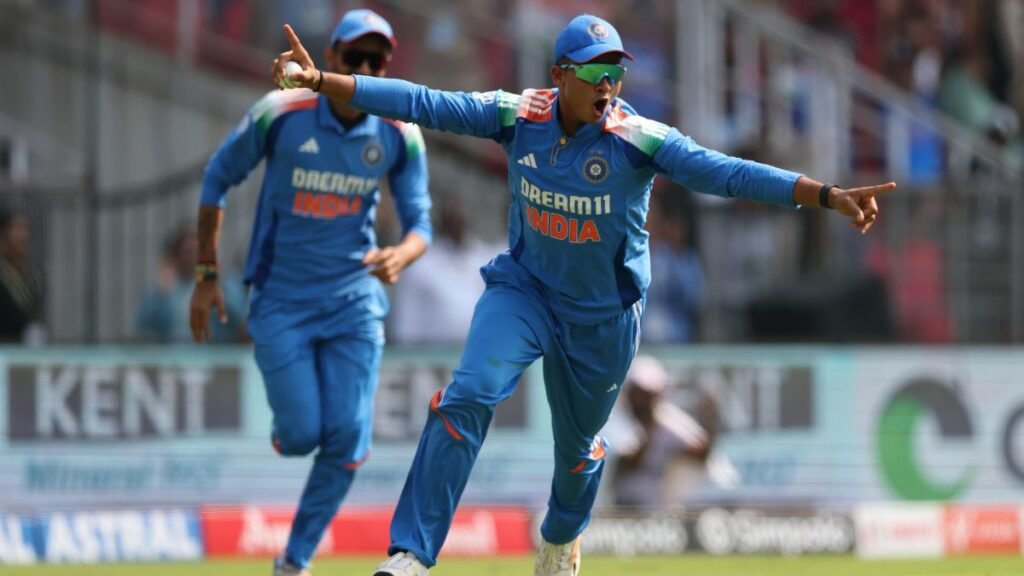 यशसवी जायसवाल ने बेन डकेट को खारिज करने के लिए कपिल देव की प्रतिष्ठित कैच को फिर से बनाया: घड़ी