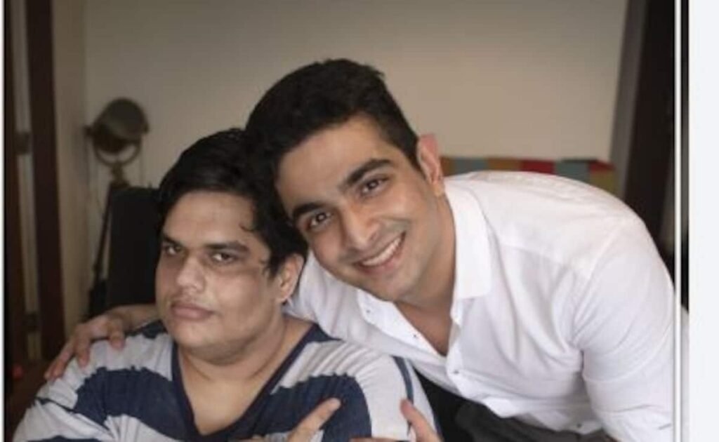 विवादों के बीच, तन्मय भट की पुरानी क्लिप ने रणवीर अल्लाहबादिया की “पूंजीवादी” मानसिकता को उजागर किया विवादों के बीच, तन्मय भट की पुरानी क्लिप ने रणवीर अल्लाहबादिया की "पूंजीवादी" मानसिकता को उजागर किया