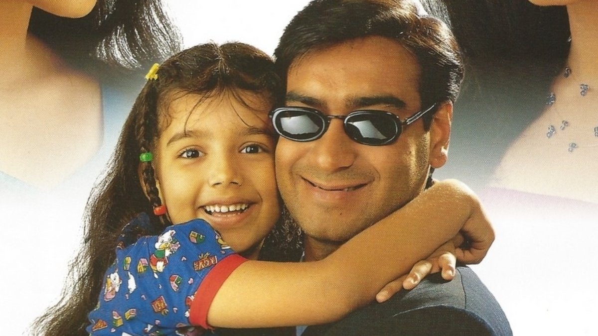 1999 के दिल का कार से अजय देवगन की ऑन-स्क्रीन बेटी को याद रखें? यहाँ वह अब कैसा दिखता है