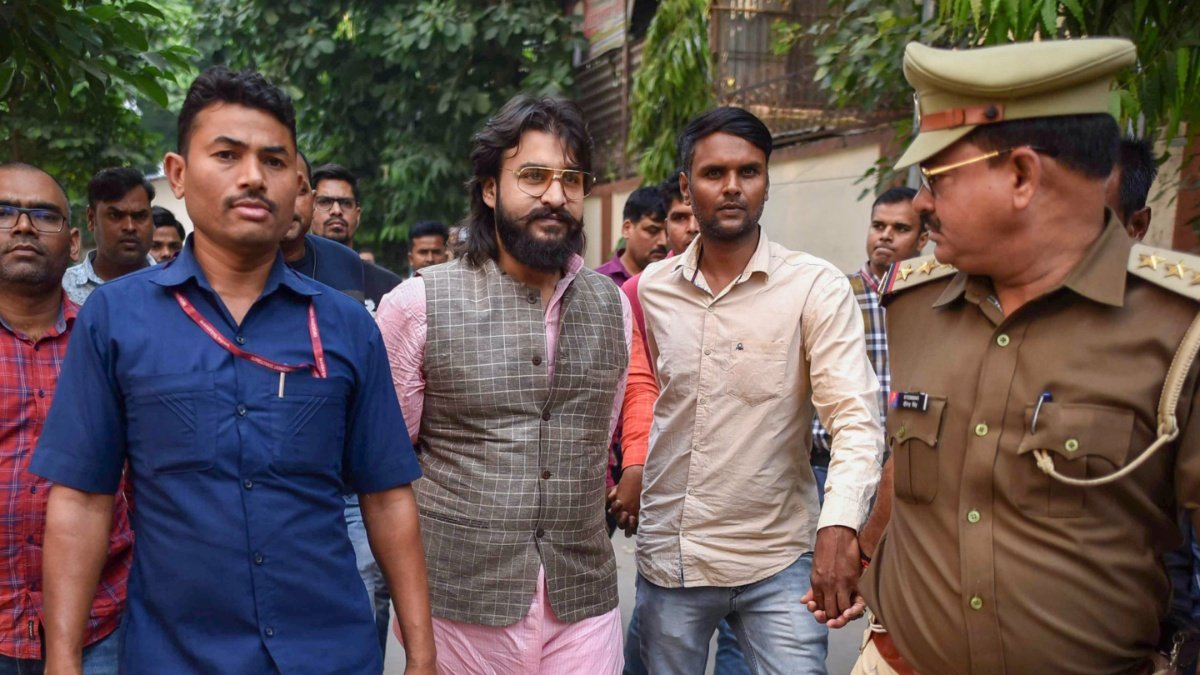 एससी ने मुख्तार अंसारी के बेटे अब्बास को गैंगस्टर्स एक्ट केस में अंतरिम जमानत दी।