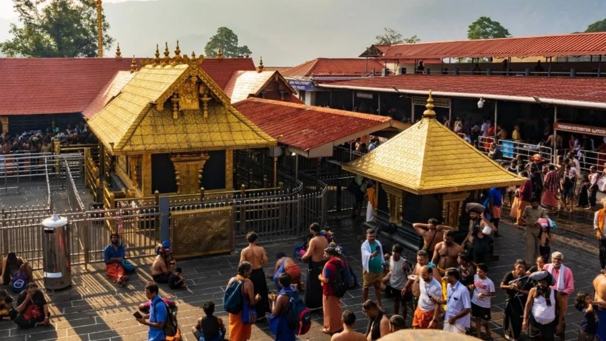 केरल: पुरुष भक्तों ने भगवान अयप्पा मंदिर के ड्रेस कोड का विरोध किया, शर्ट को हटाए बिना तीर्थस्थल दर्ज करें