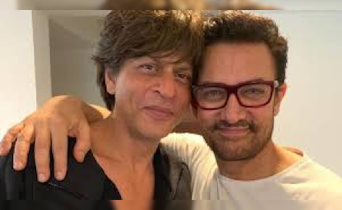क्रेजी वायरल: आमिर खान ने शाहरुख खान को पापों से अपना चेहरा छिपाने के लिए कहा। घड़ी