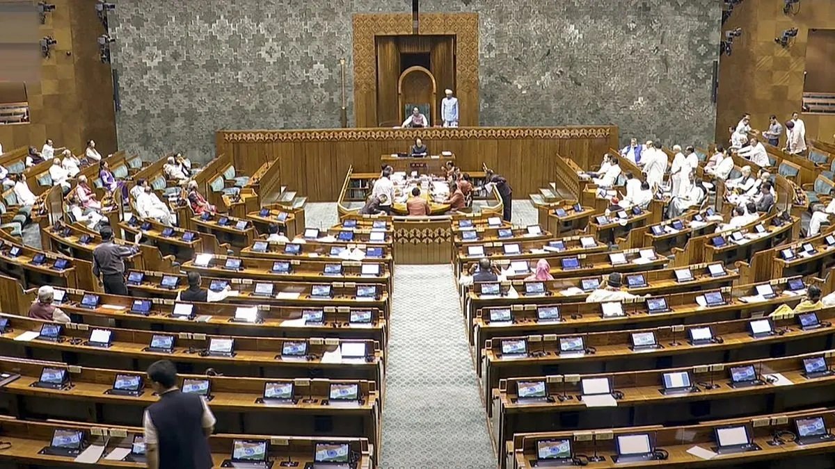 बजट 2025 पास करने के लिए 'गिलोटिन' लागू करने के लिए लोकसभा: संसदीय प्रक्रिया में इसका क्या मतलब है?