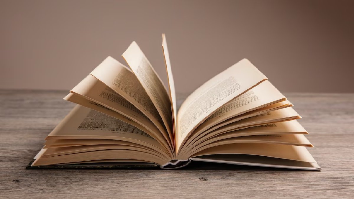 NCERT कक्षा 7 पाठ्यपुस्तकों को संशोधित करता है; मुगलों, दिल्ली सल्तनत, महा कुंभ, 'पवित्र भूगोल'