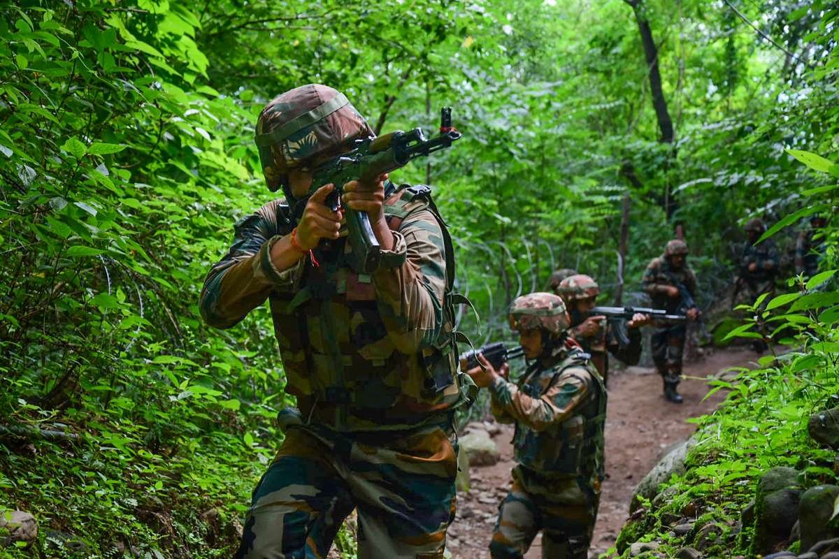 The Indian Army remains in control and continues to respond to suppress Pakistani firepower.