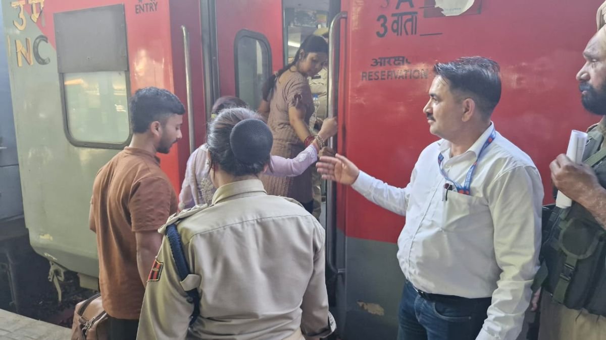 पाहलगम अटैक: जम्मू के कटरा से दिल्ली तक विशेष अनारक्षित ट्रेन आज चलाने के लिए