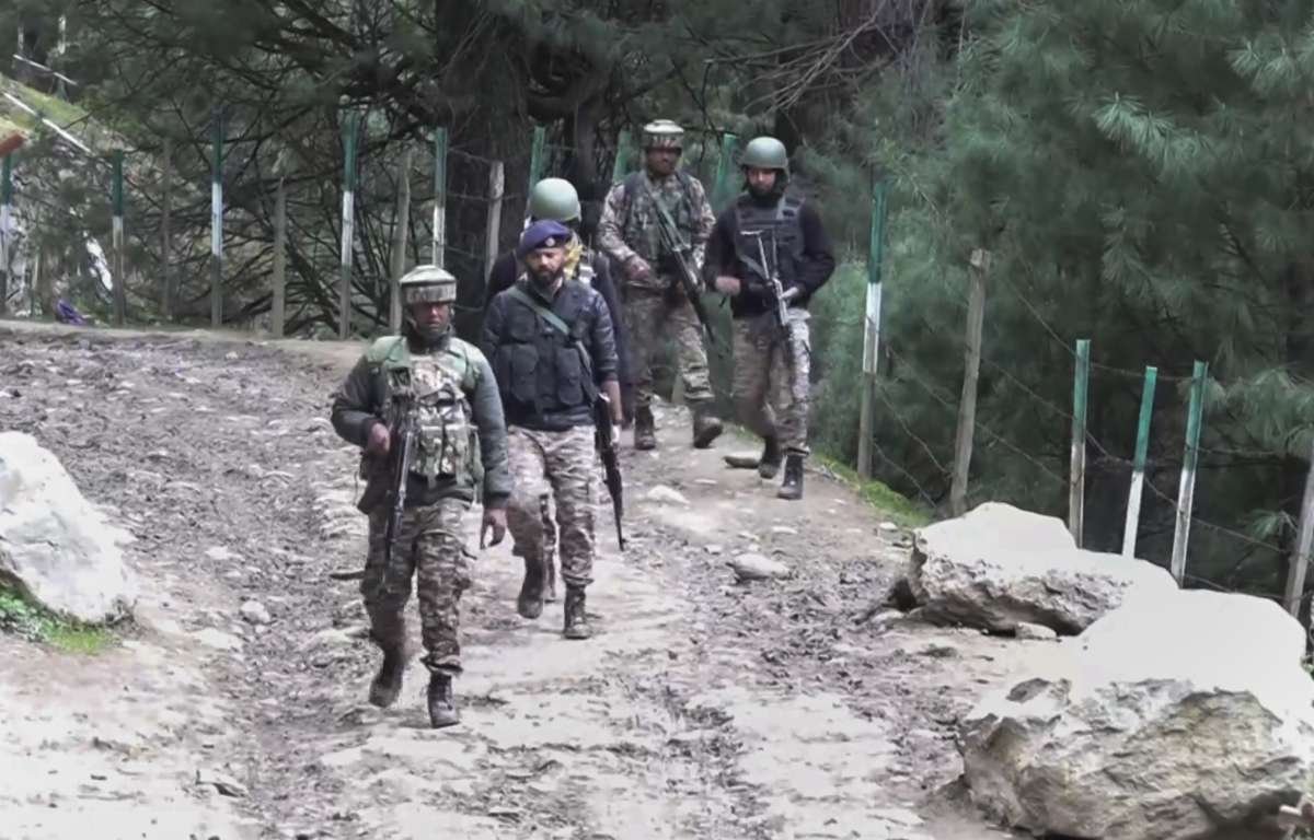 पाहलगाम टेरर अटैक: भारत ने पाकिस्तानी नागरिकों को दी गई 14 श्रेणियों को रद्द कर दिया