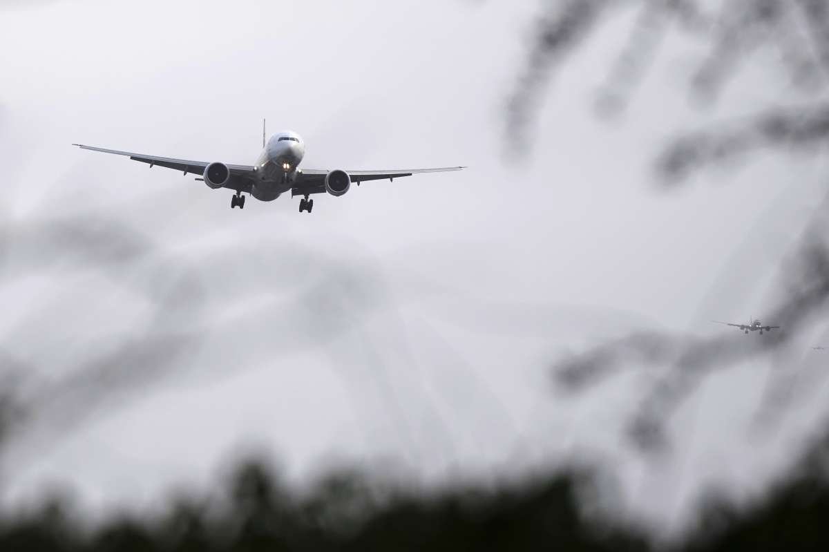 DGCA भारत-पाकिस्तान सैन्य गतिरोध के बीच 15 मई तक 32 हवाई अड्डों को बंद कर देता है पूरी सूची यहां देखें