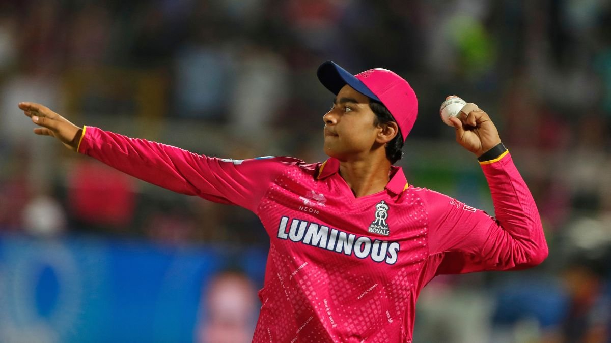 Vaibhav Suryavanshi के कोच ने IPL सेंचुरी के बाद स्टार बैटर की उम्र के आसपास की अटकलों को साफ किया