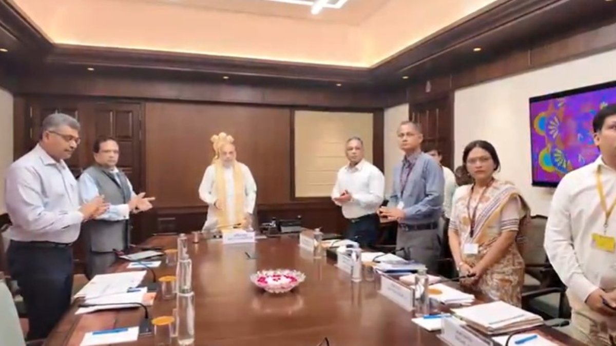 अमित शाह ने वैश्विक भारतीय समुदाय के लिए सेवाओं को बढ़ावा देने के लिए ओसीआई पोर्टल को फिर से शुरू किया