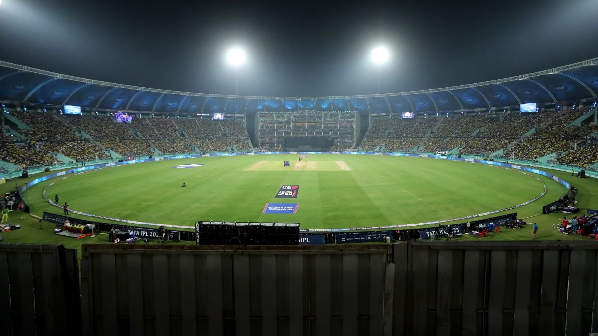 आरसीबी बनाम एसआरएच पिच रिपोर्ट: आईपीएल 2025 मैच 65 में अहमदाबाद में एकना स्टेडियम में सतह कैसे होगी?