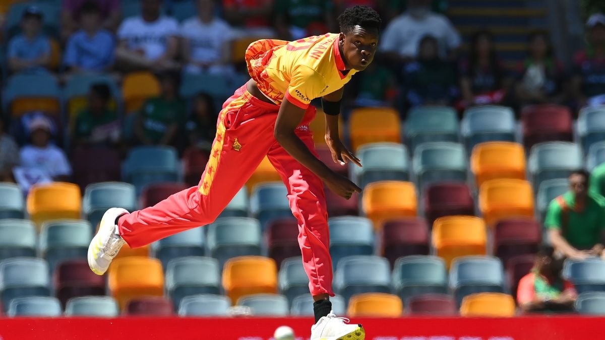 आशीर्वाद मुजारबनी आँकड़े: IPL 2025 के लिए RCB के प्रतिस्थापन खिलाड़ी के बारे में सब कुछ जानें