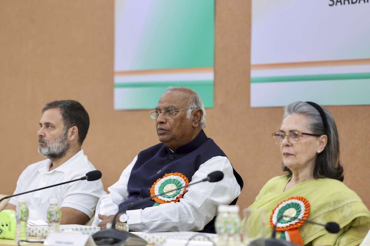 कांग्रेस ने 11 साल बाद सेंटर की सरप्राइज जाति जनगणना के फैसले पर सीडब्ल्यूसी की बैठक को कॉल किया