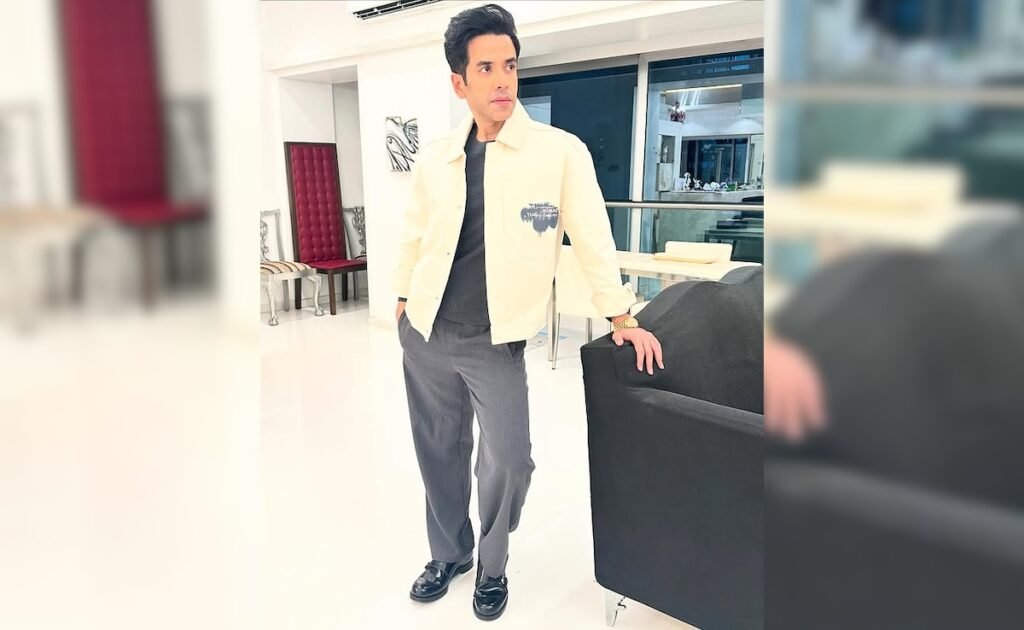 तुशर कपूर ने खुलासा किया कि कैसे उन्हें एक स्टार किड होने के लिए लक्षित किया गया था: "हीरो दीखने लायक नाहि हो"