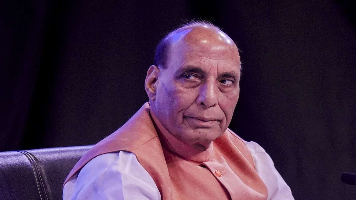 राजनाथ सिंह ने अपने अमेरिकी समकक्ष पीट हेगसेथ के साथ पाकिस्तान के साथ तनाव के बाद पहलगाम हमले के बाद बात की