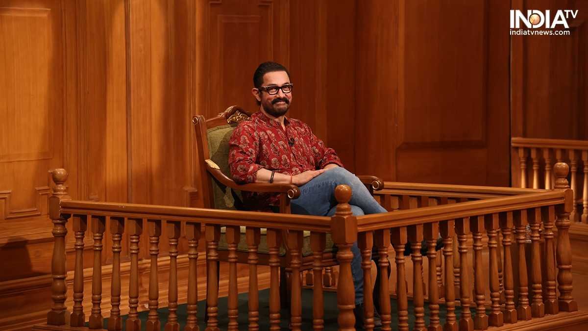 Aamir Khan in Aap Ki Adalat.