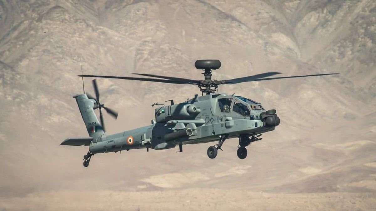IAF का अपाचे आपातकालीन लैंडिंग बनाता है: आपको भारत के कुलीन हमले के हेलीकॉप्टर के बारे में जानने की जरूरत है