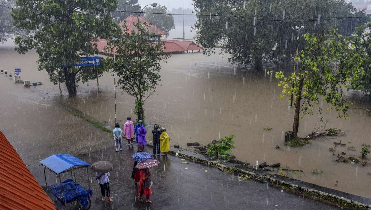 केरल मौसम अद्यतन: IMD मुद्दे लाल चेतावनी, कई कम-झूठ वाले क्षेत्र बाढ़, राज्य सरकार के मुद्दे सलाहकार