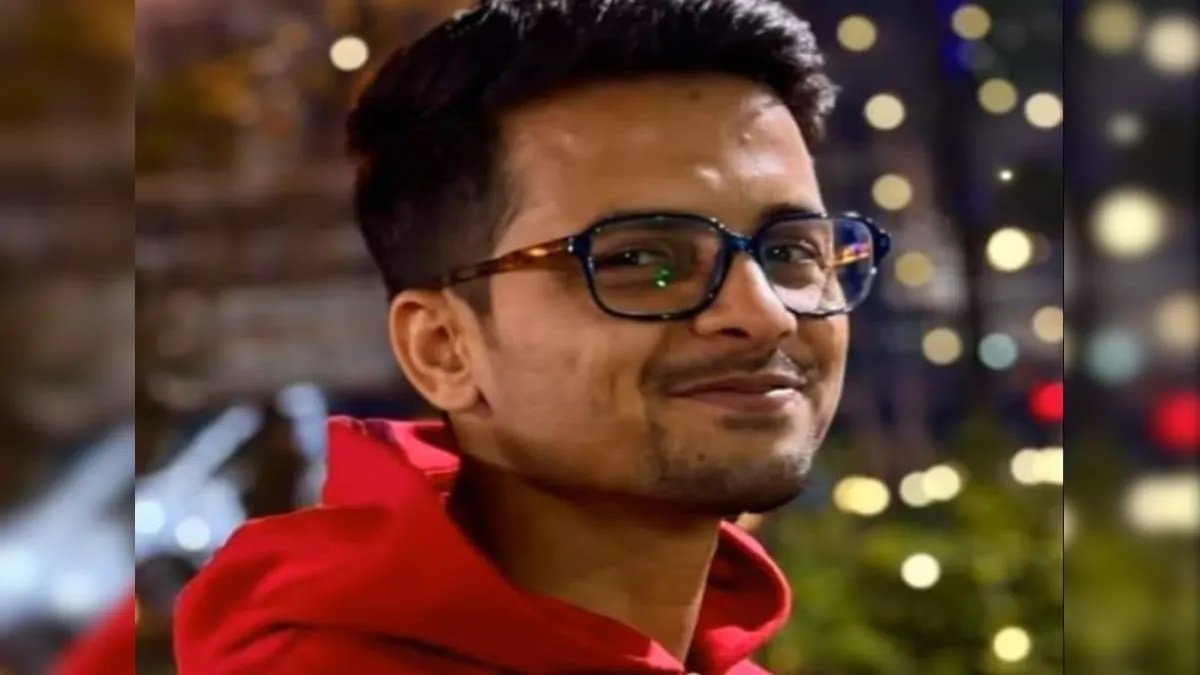 कैंपस लीडर से लेकर बलात्कार अभियुक्त: मोनोजीत मिश्रा के जीवन की पूरी कहानी, प्रभाव और भय