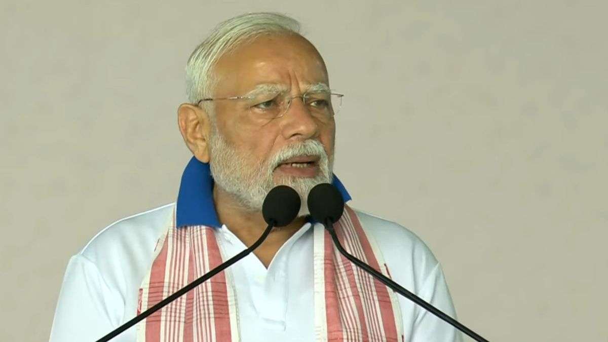 योग वैश्विक अशांति के बीच शांति के लिए दिशा दिखाता है, दुनिया को एकजुट करता है: अंतर्राष्ट्रीय योग दिवस पर पीएम मोदी