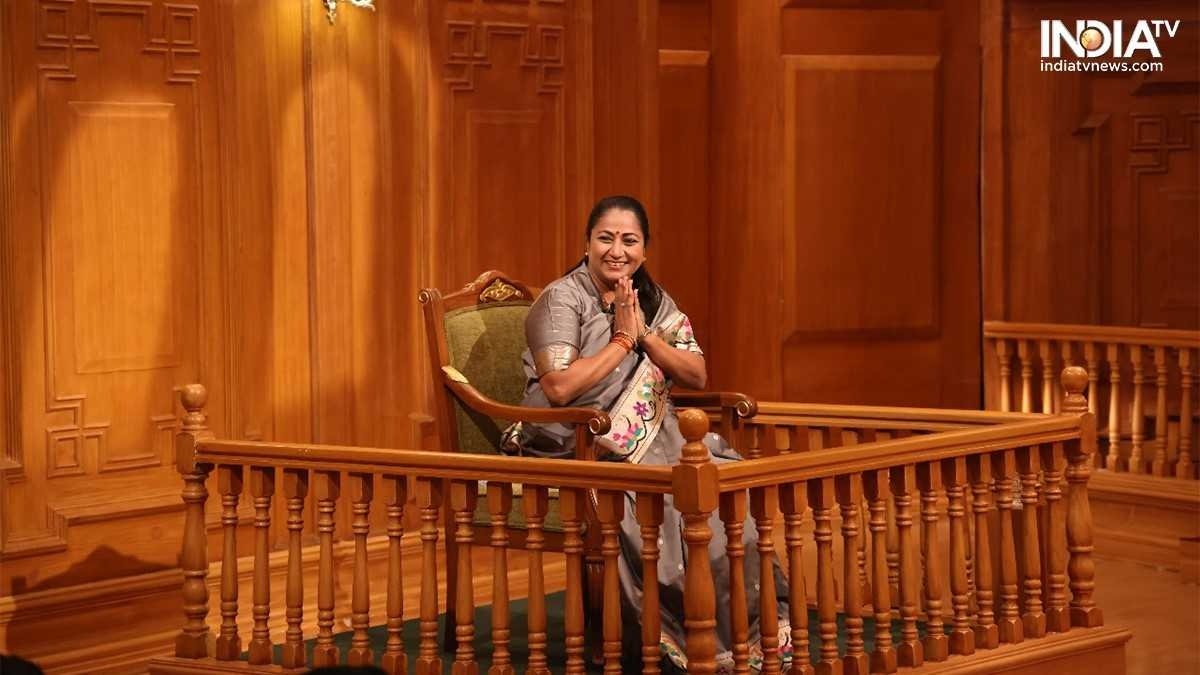 AAP KI ADALAT: रेखा गुप्ता ने यमुना को साफ करने की प्रतिज्ञा की, नदी के लिए 9,000 करोड़ रुपये की कार्य योजना का खुलासा किया