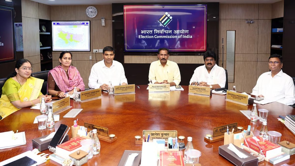 एनडीए सहयोगी टीडीपी ने चुनाव आयोग से एसआईआर दिशानिर्देशों को फिर से बनाने का आग्रह किया, मतदाता अधिकारों पर चिंताओं का हवाला दिया, समय