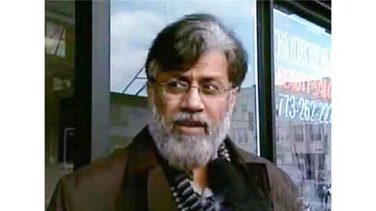 ताववुर राणा का दावा है कि वह पाकिस्तानी सेना का एक विश्वसनीय व्यक्ति था, जिसे सऊदी अरब में गुप्त मिशन पर भेजा गया था