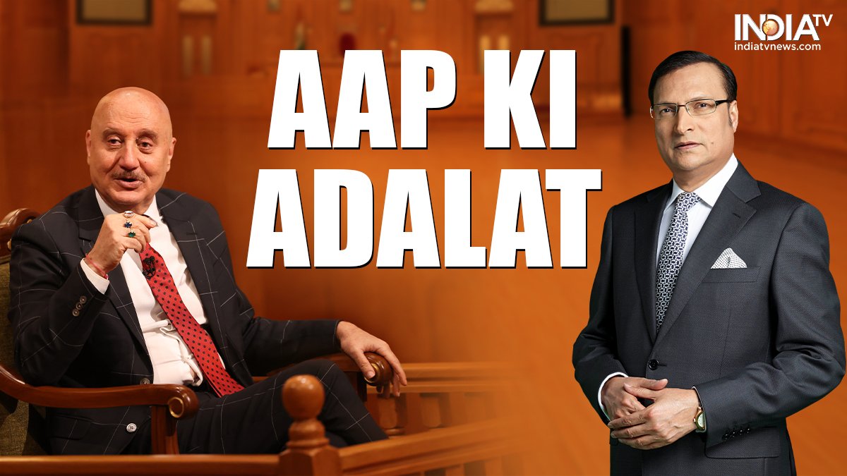 'द बंगाल फाइल्स' में महात्मा गांधी के रूप में अनूपम खेर का पहला नज़र AAP KI ADALAT में प्रकट हुआ