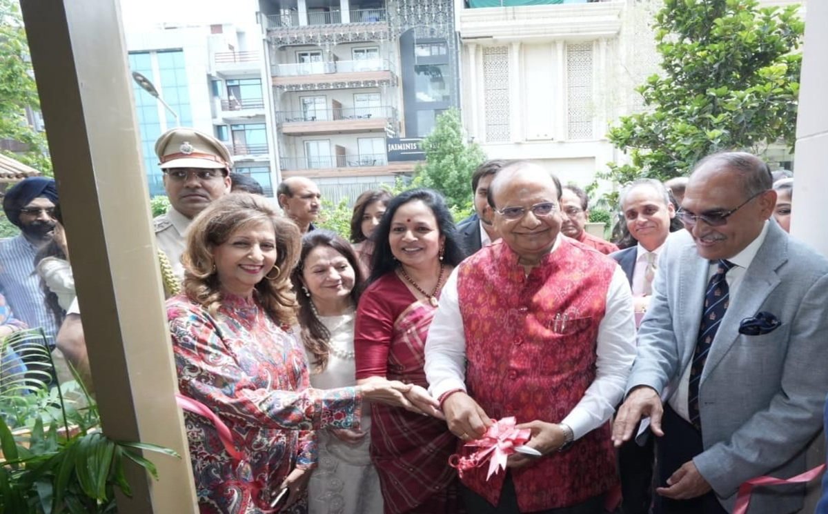 दिल्ली के द्वारका को अत्याधुनिक नैदानिक सुविधा मिलती है क्योंकि एलजी सक्सेना ने महाजन इमेजिंग और लैब्स का उद्घाटन किया