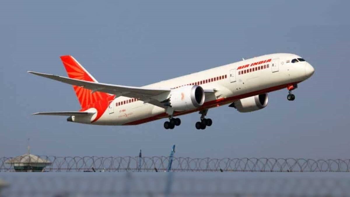सबसे सुरक्षित विमान के बीच बोइंग ड्रीमलाइनर, दुनिया भर में 1,000 से अधिक उड़ान: एयर इंडिया से पीएसी