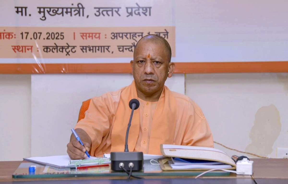 सीएम योगी की चेतावनी बिजली बोर्डों के लिए: कोई ट्रिपिंग, ओवरबिलिंग, अनावश्यक आउटेज को सहन किया जाएगा