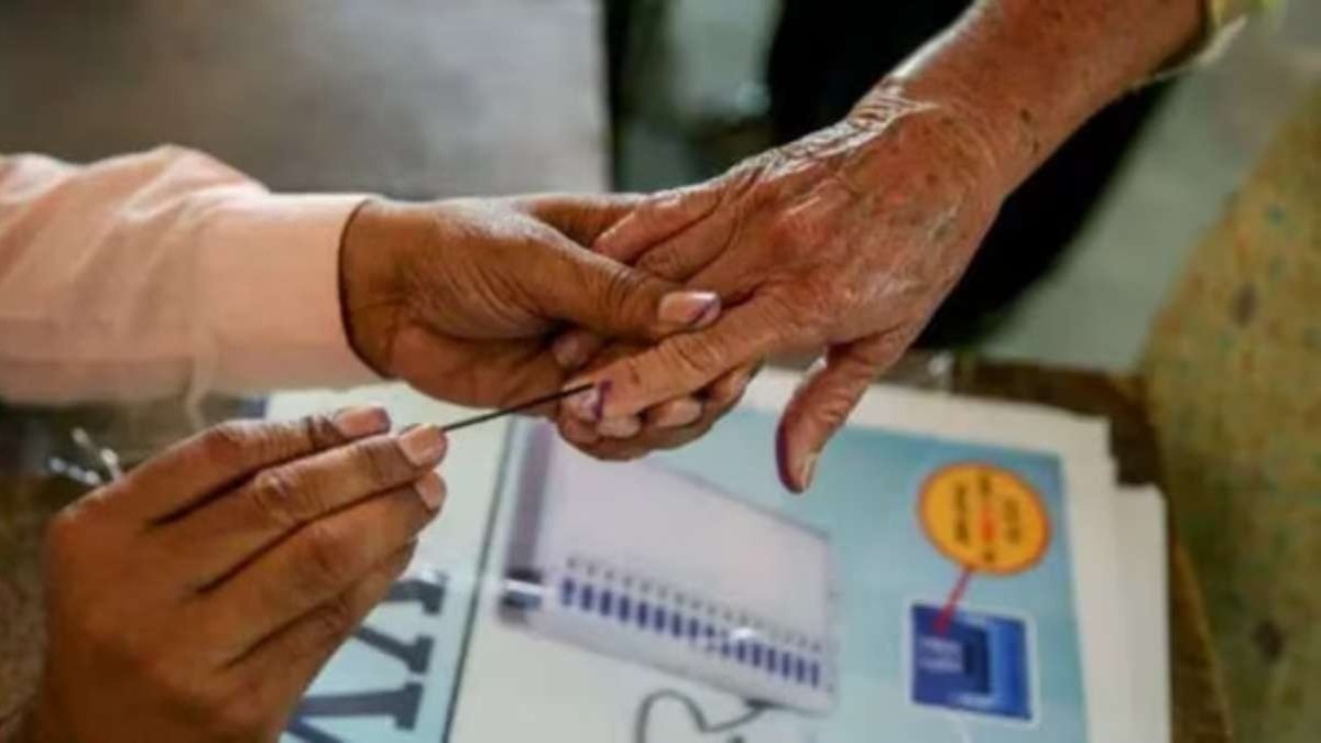 ICSSR शो-कारण नोटिस टू थिंक-टैंक सीएसडी के लिए 'महाराष्ट्र पोल डेटा में हेरफेर' के लिए।