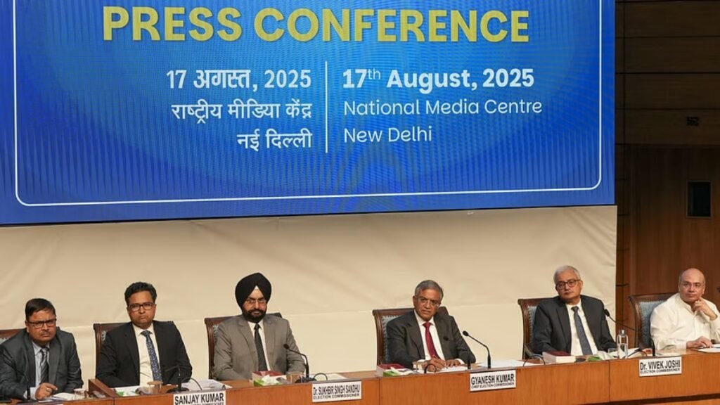 ईसी अपहोल्ड्स 65 लाख मतदाताओं की सूची बिहार ड्राफ्ट रोल से हटाए गए एससी आदेश के बाद