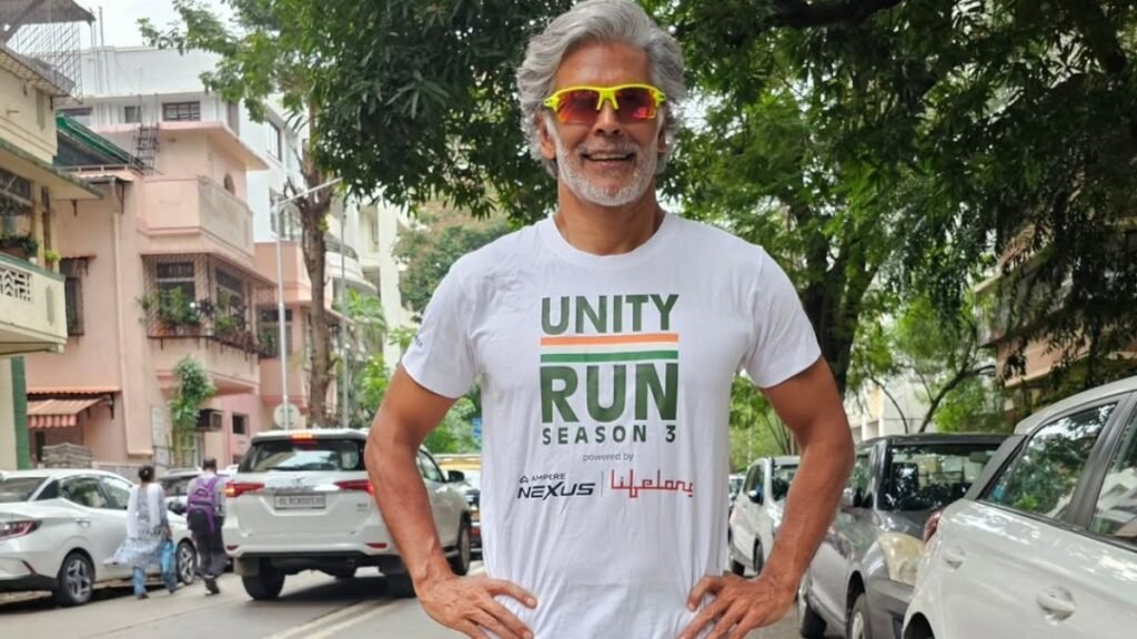नो जिम, नो क्रेजी डाइट: यहाँ 59 वर्षीय मिलिंद सोमन की फिटनेस के पीछे की सच्चाई है नो जिम, नो क्रेजी डाइट: यहाँ 59 वर्षीय मिलिंद सोमन की फिटनेस के पीछे की सच्चाई है