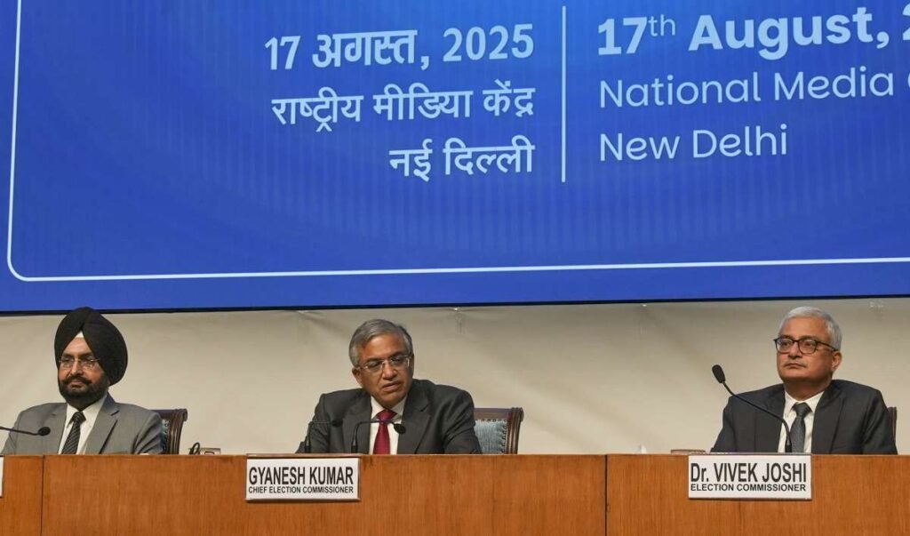 पश्चिम बंगाल में सर का संचालन करने के लिए चुनाव आयोग? जानिए सीईसी ज्ञानश कुमार ने क्या कहा पश्चिम बंगाल में सर का संचालन करने के लिए चुनाव आयोग? जानिए सीईसी ज्ञानश कुमार ने क्या कहा