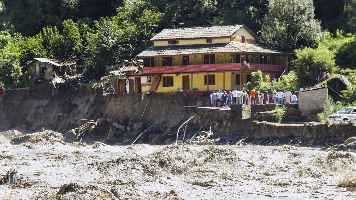 बाढ़ से लेकर क्लाउडबर्स्ट्स तक: उत्तर भारत का सबसे बड़ा मानसून एक दशक के छल्ले में जलवायु अलार्म