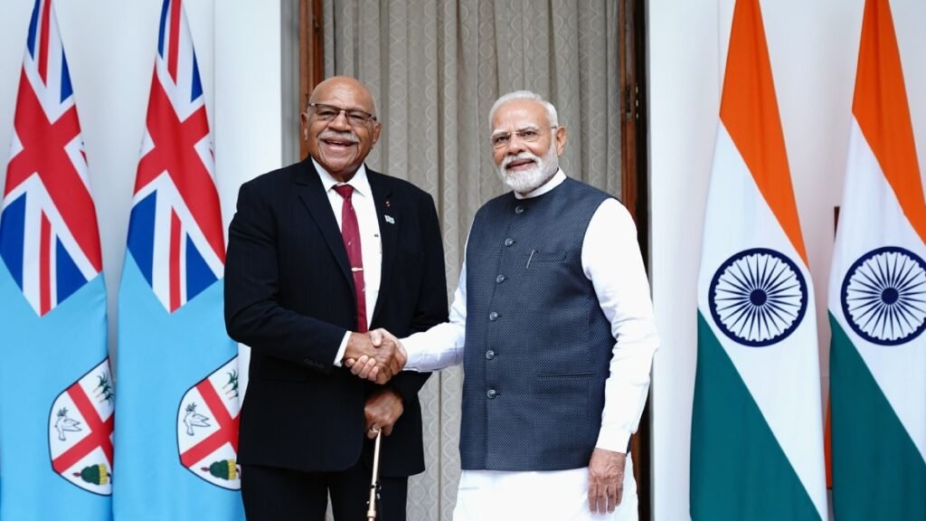 भारत, फिजी ने रक्षा और सुरक्षा के क्षेत्रों में आपसी सहयोग को मजबूत करने का फैसला किया: पीएम मोदी